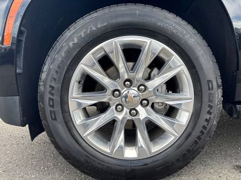 Used 2025 Chevrolet Tahoe Premier AWD/4WD image 27