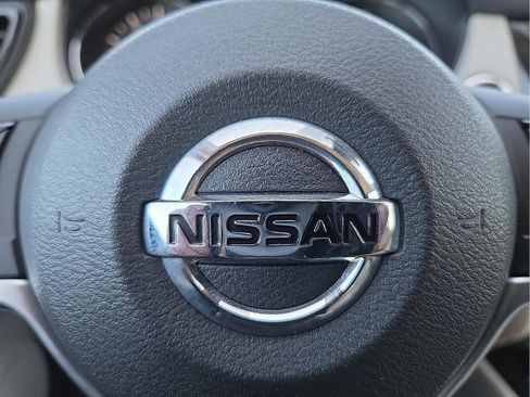 Used 2021 Nissan Rogue Sport SL w/ Premium Package image 21