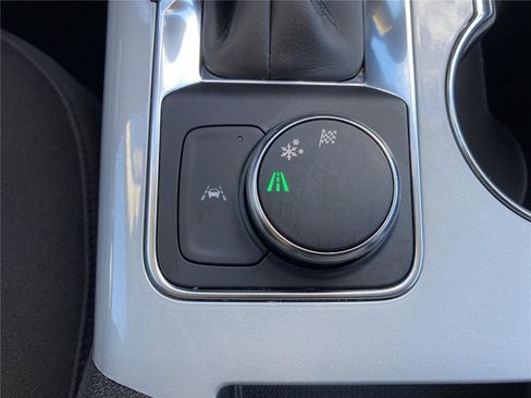 Used 2023 Chevrolet Blazer LT image 14