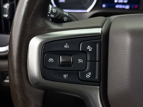 Used 2019 Chevrolet Silverado 1500 LTZ image 19