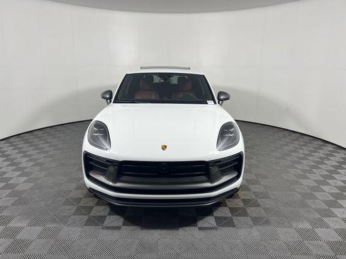Certified 2024 Porsche Macan Turbo AWD/4WD image 10