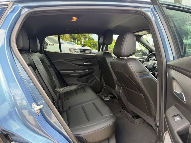 Used 2025 Buick Envista Sport Touring w/ Convenience II Package FWD image 16
