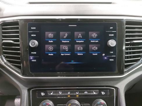 Used 2022 Volkswagen Atlas SE w/ Panoramic Sunroof Package AWD/4WD image 23