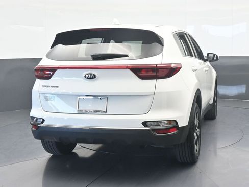 Used 2020 Kia Sportage LX image 5