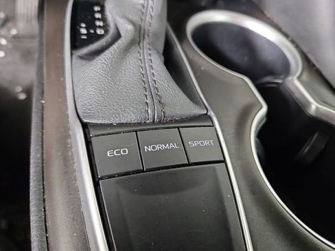 Used 2023 Toyota Camry LE image 27