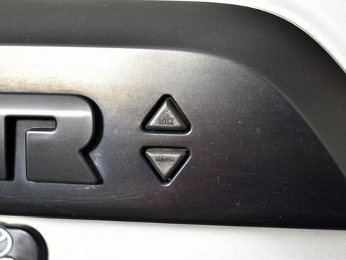 Used 2021 Toyota 4Runner TRD Off-Road Premium image 23