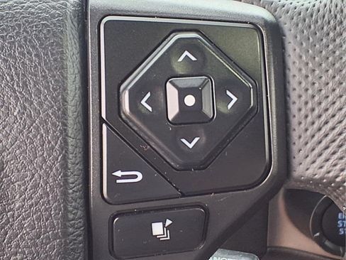 Used 2023 Toyota Tacoma TRD Pro AWD/4WD image 23
