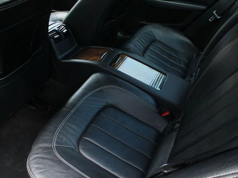 Used 2013 Mercedes-Benz CLS 550 w/ Premium I Pkg image 18