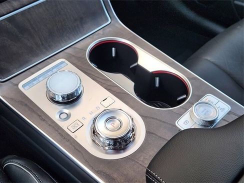 Used 2025 Genesis GV80 2.5T Prestige image 15