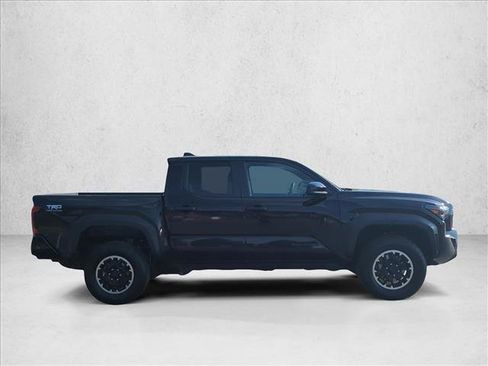 Certified 2024 Toyota Tacoma TRD Off-Road AWD/4WD image 4