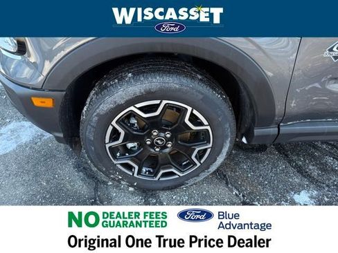 Used 2025 Ford Bronco Sport Outer Banks w/ Outer Banks Tech Package+ image 36