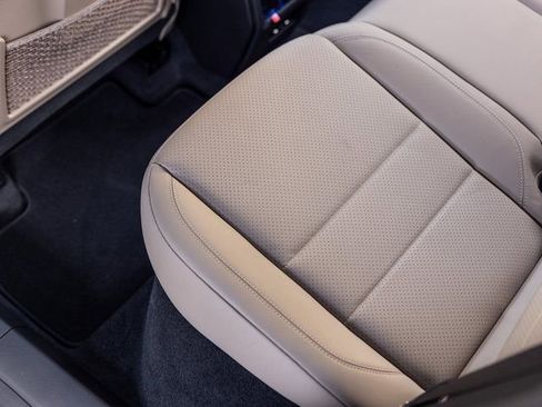 New 2025 Porsche Macan Electric image 29