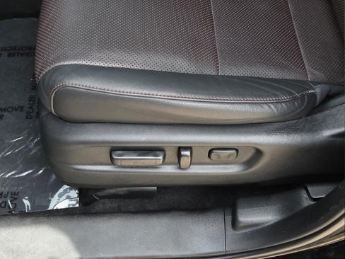 Used 2025 Honda Ridgeline Black Edition image 24