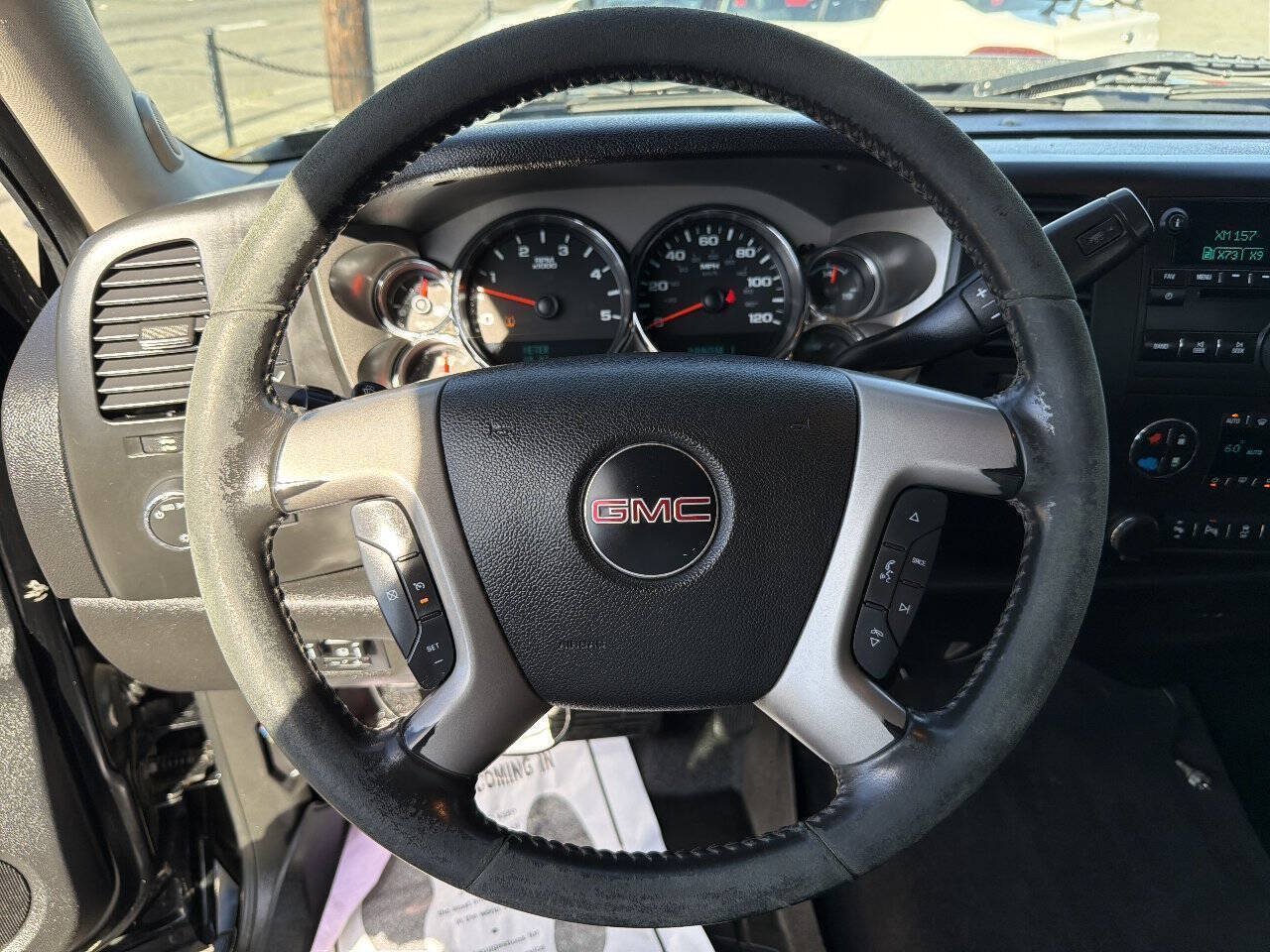Used 2014 GMC Sierra 2500 SLE w/ SLE Preferred Package AWD/4WD image 30