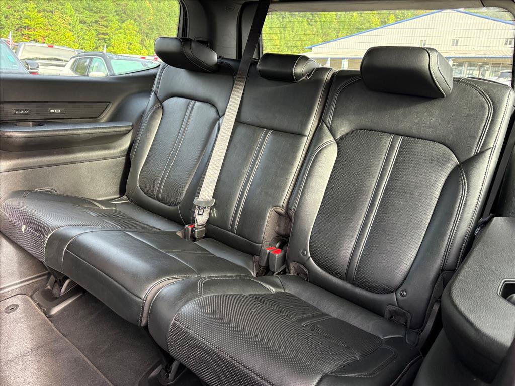 Used 2024 Jeep Wagoneer Series III AWD/4WD image 20