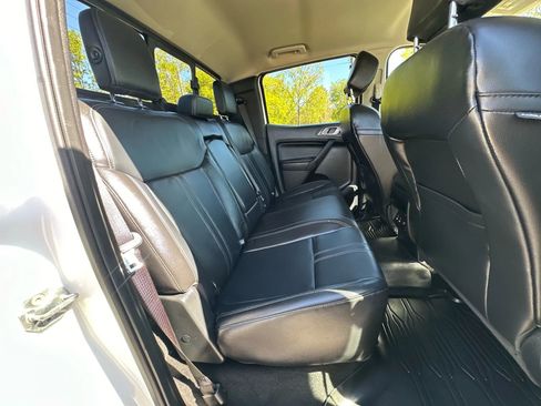 Used 2019 Ford Ranger Lariat w/ Black Appearance Package image 18