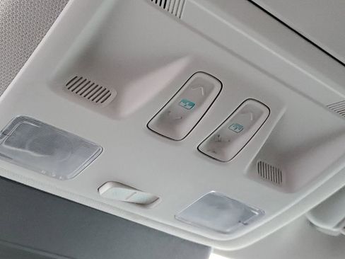 Used 2022 Ford Escape Titanium w/ Titanium Premium Package image 29