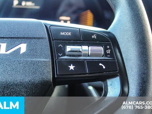 Used 2025 Kia K4 FWD image 27