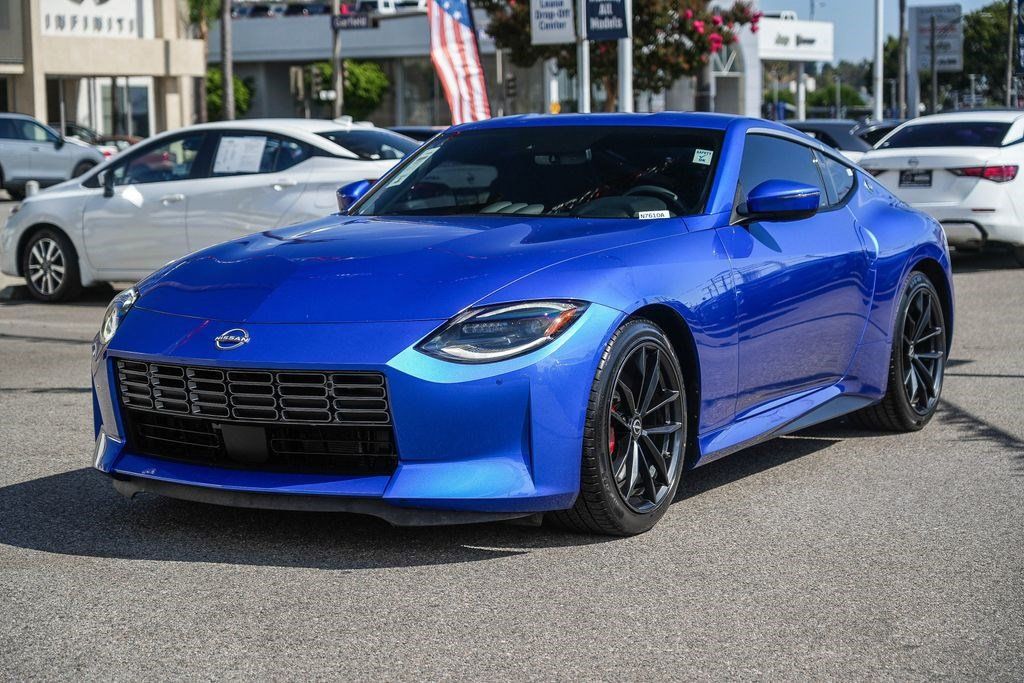 Used 2025 Nissan Z Performance w/ Floor Mat Package RWD image 5