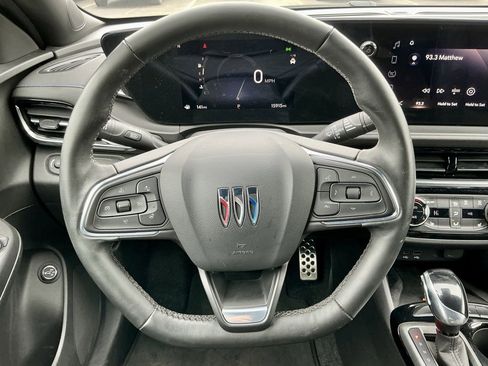 Used 2024 Buick Envista Sport Touring w/ Convenience I Package image 38
