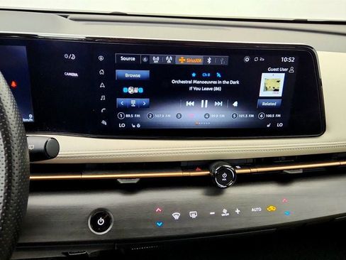 Used 2024 Nissan Ariya AWD image 16