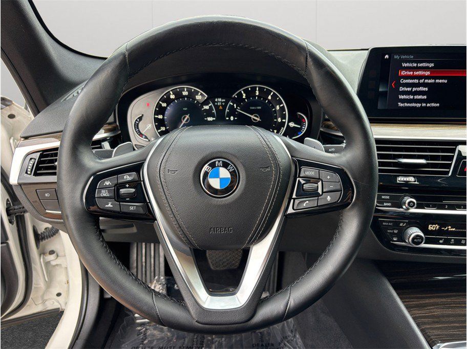 Used 2018 BMW 540i RWD image 27