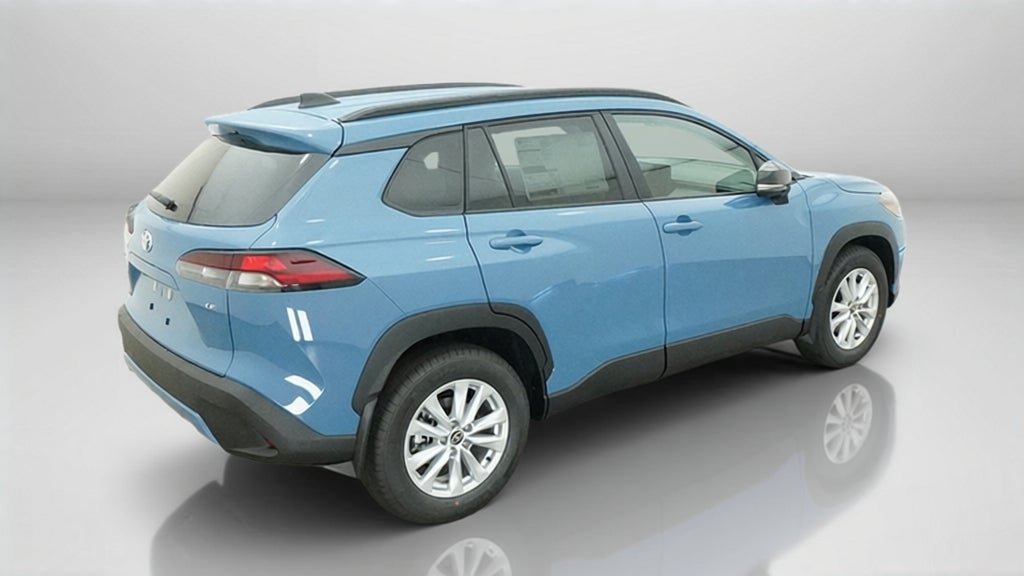 New 2026 Toyota Corolla Cross LE w/ Moonroof Package FWD image 9