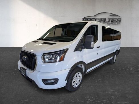 Used 2023 Ford Transit 350 XLT RWD image 5