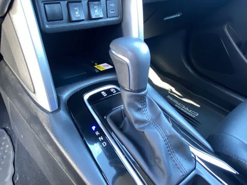 Used 2023 Toyota Corolla Cross XLE w/ Convenience Package image 37