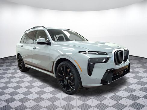 New 2026 BMW X7 xDrive40i w/ M Sport Package image 6
