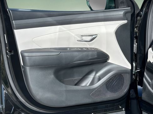 Used 2025 Hyundai Tucson SEL image 19