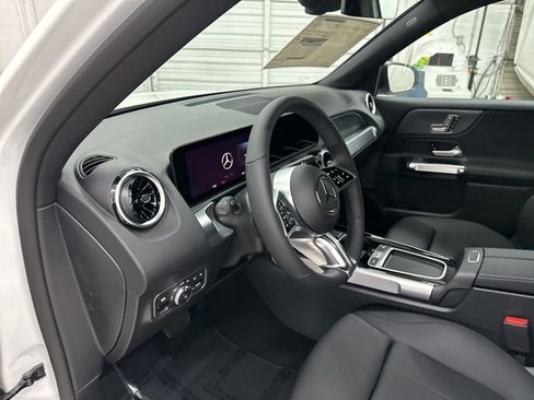 New 2026 Mercedes-Benz GLB 250 image 9