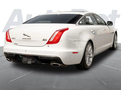 Used 2017 Jaguar XJ L Portfolio AWD/4WD image 3