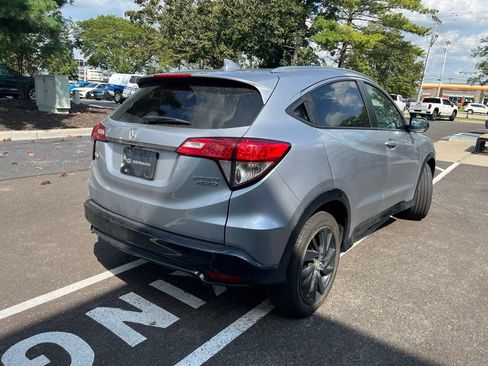 Used 2021 Honda HR-V Sport image 6