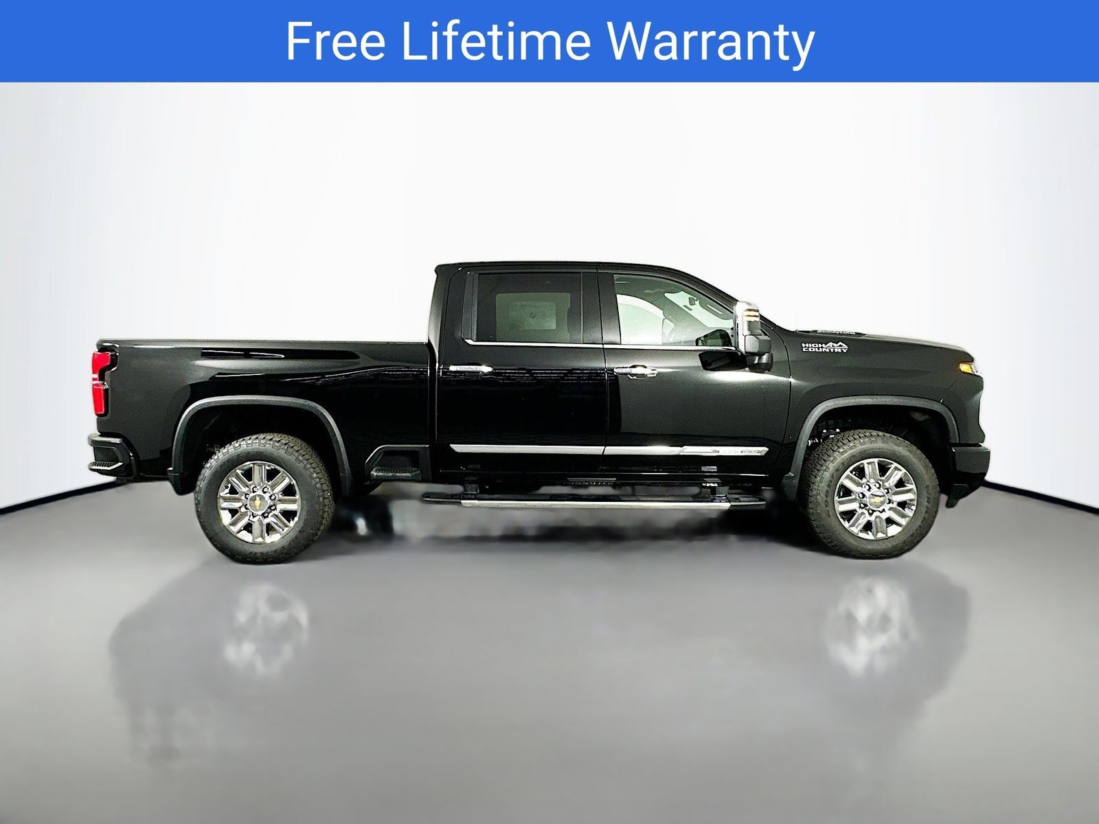 New 2026 Chevrolet Silverado 2500 High Country w/ High Country Premium Package AWD/4WD image 9
