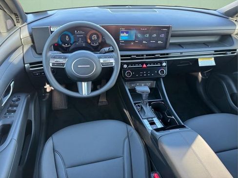 New 2026 Hyundai Santa Cruz SEL FWD image 15