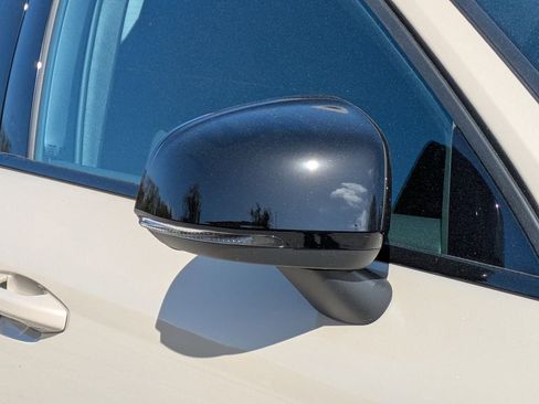 New 2026 Volvo XC40 B5 Core image 12