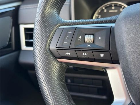 New 2026 Mitsubishi Outlander ES image 16