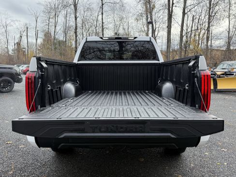 Used 2025 Toyota Tundra SR image 29