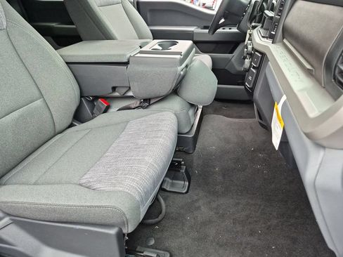 New 2026 Ford F250 XLT w/ Snow Plow Prep Package AWD/4WD image 24