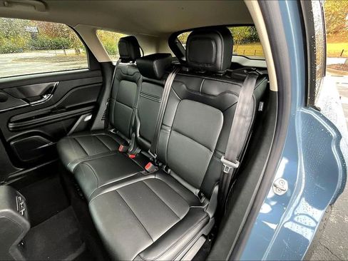 New 2026 Lincoln Corsair Premiere image 10