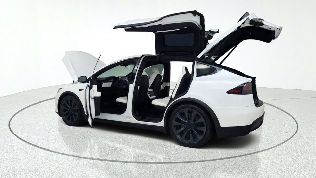 Used 2022 Tesla Model X AWD/4WD image 15