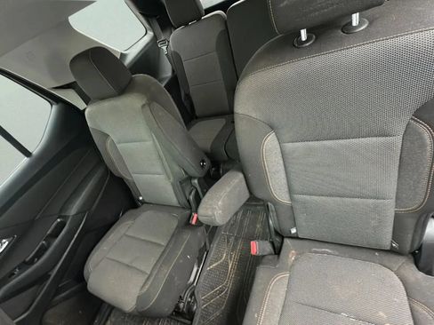 Used 2019 Chevrolet Traverse LT w/ LPO, Floor Liner Package AWD/4WD image 16