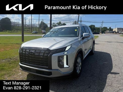 Used 2024 Hyundai Palisade SEL FWD image 1