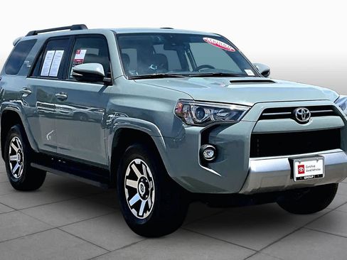 Certified 2023 Toyota 4Runner TRD Off-Road Premium w/ Moonroof Package AWD/4WD image 2