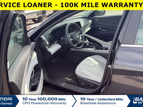Used 2025 Hyundai Elantra Limited image 10