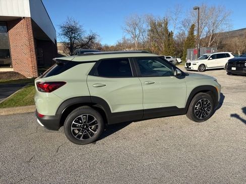 New 2026 Chevrolet TrailBlazer LT w/ LT Cold Weather Package AWD/4WD image 10