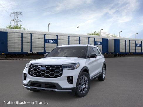New 2026 Ford Explorer Platinum RWD image 2