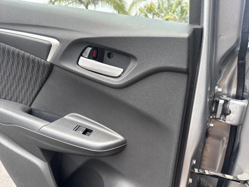 Used 2018 Honda Fit EX image 24