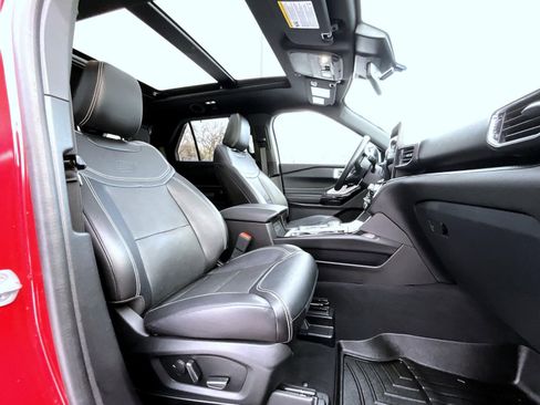 Used 2023 Ford Explorer ST w/ Equipment Group 401A image 16